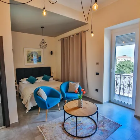 City Harbour Deluxe Suites Zadar Exterior photo