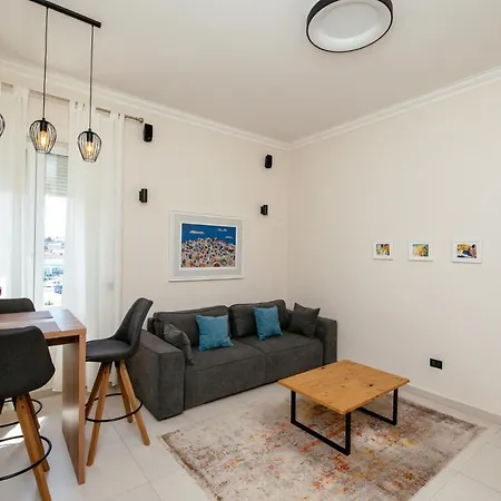 City Harbour Deluxe Suites Zadar Exterior photo