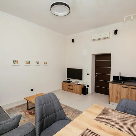 City Harbour Deluxe Suites Zadar Room photo