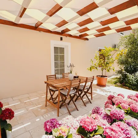 City Harbour Deluxe Suites Zadar Exterior photo